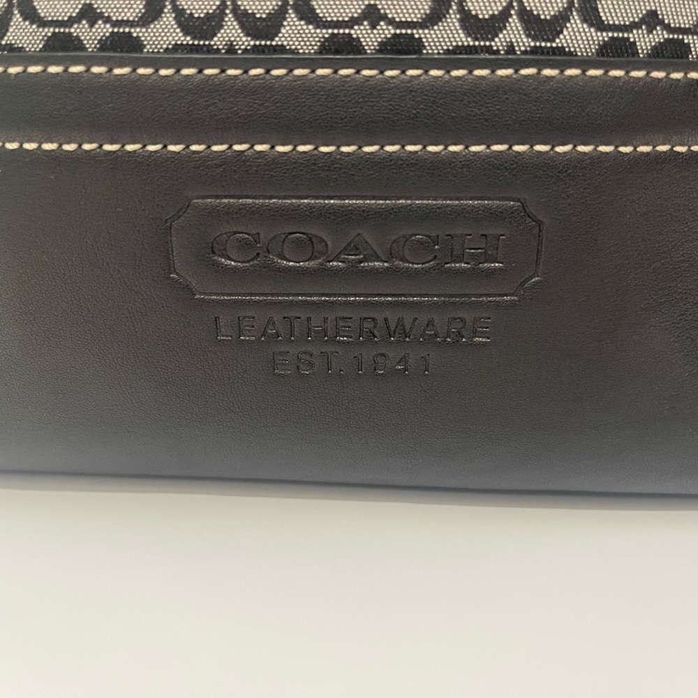 Coach Little CC Large Tote shoulder Bag – Signature Logo - Picture 15 of 16